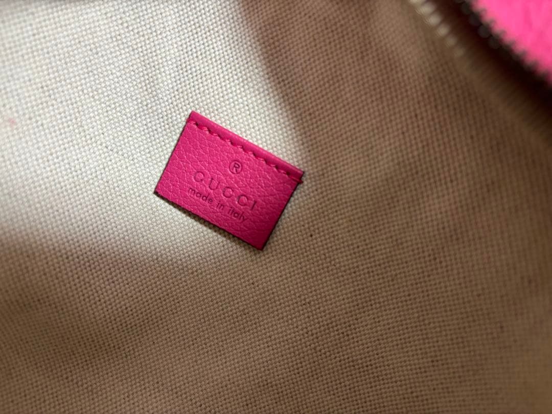め*み様 GUCCI ボディバッグ ピンク グッチ