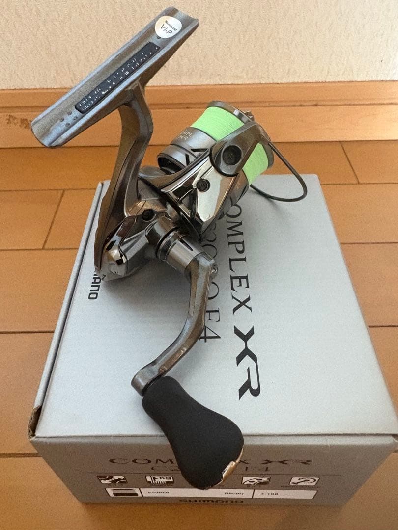 シマノコンプレックスXR C2000 F4 スピニングリール
