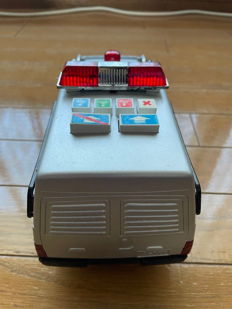 昭和レトロ 警視庁機動隊4WD