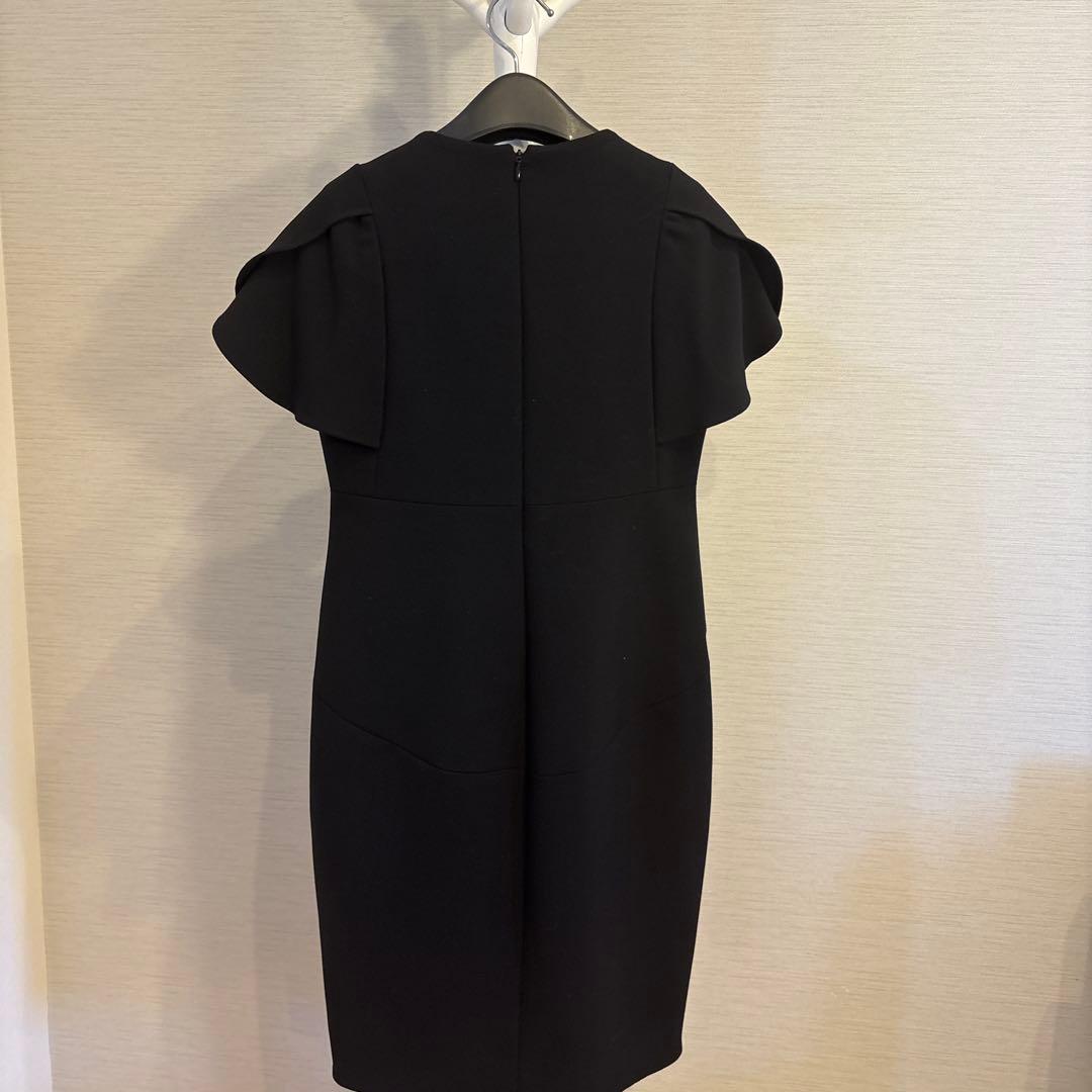 ♡極美品♡ヨーコチャン　ペタルスリーブワンピース