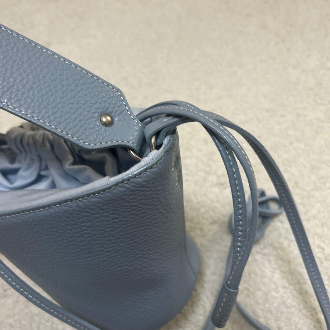 入手困難　Ayako アイスブルー　バック