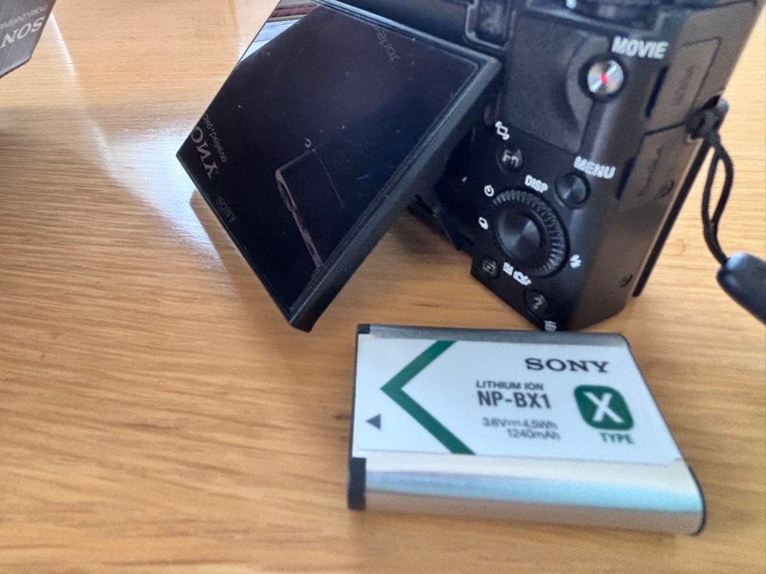 ジャンク扱い　Sony DSC-RX100M2