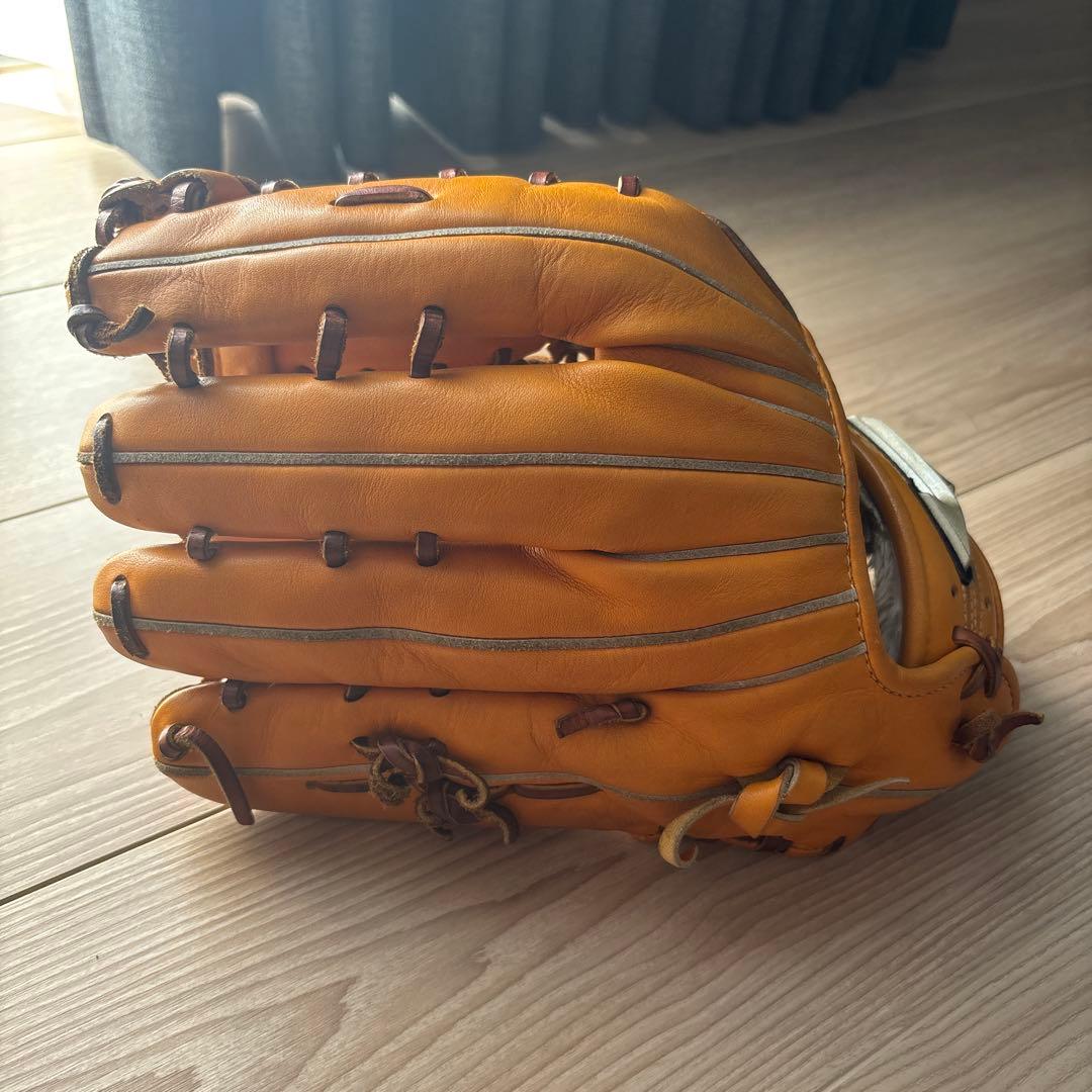 ミズノ 軟式　外野用グローブ オレンジ