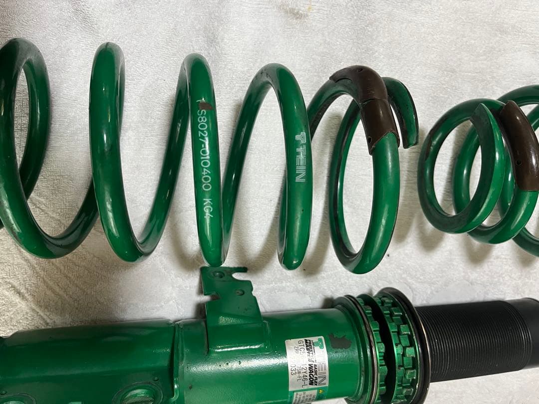 TEIN 全長式 車高調　フロントのみ zrr70w ヴォクシー、ノア