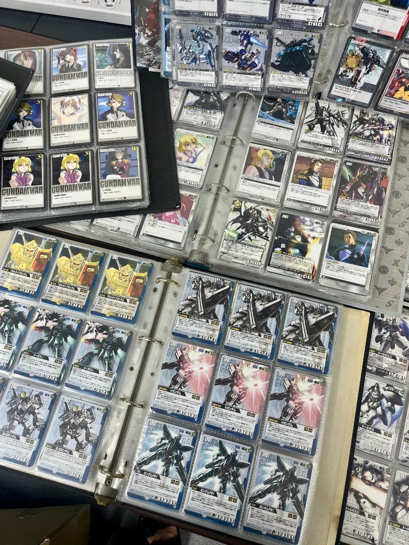 ゆ*り様 ガンダムウォー 大量セット まとめ バインダー 7冊 ID531099