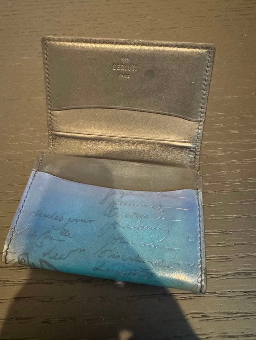 ベルルッティ　berluti 名刺入れ　イタリア製　アイルランドブルー