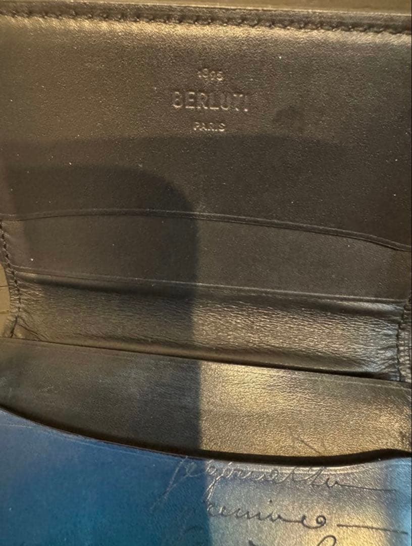 ベルルッティ　berluti 名刺入れ　イタリア製　アイルランドブルー