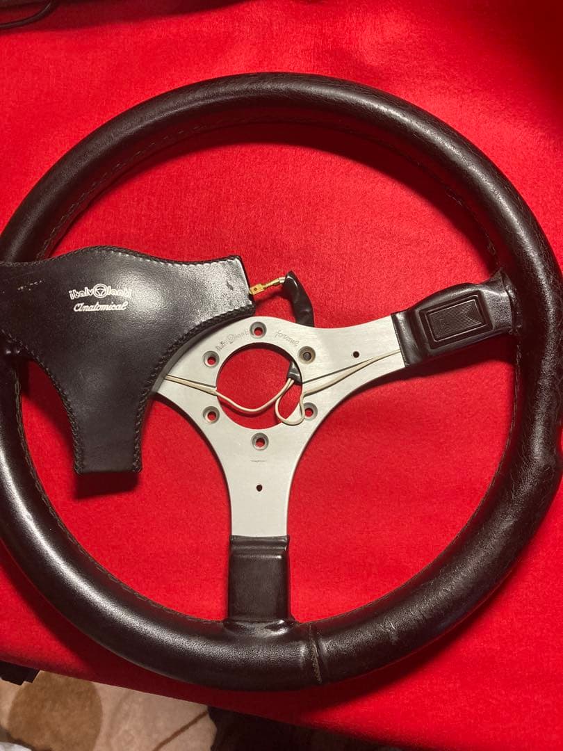 イタルボランテ　フォーメル　アナトミカル