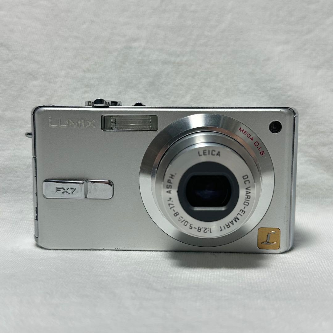値引き中SDカード付き⭐︎Panasonic LUMIX DMC-FX7 シルバー