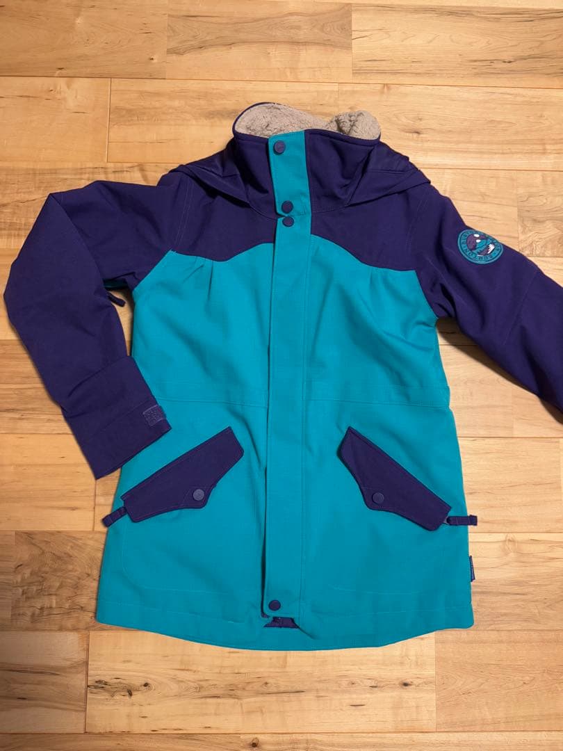 BURTON 子供用スノーボードウェア