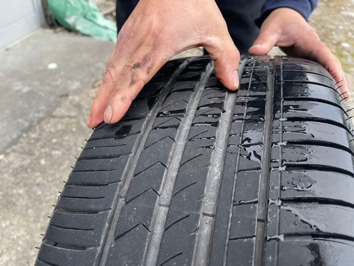 cobraページ4本245/35/21