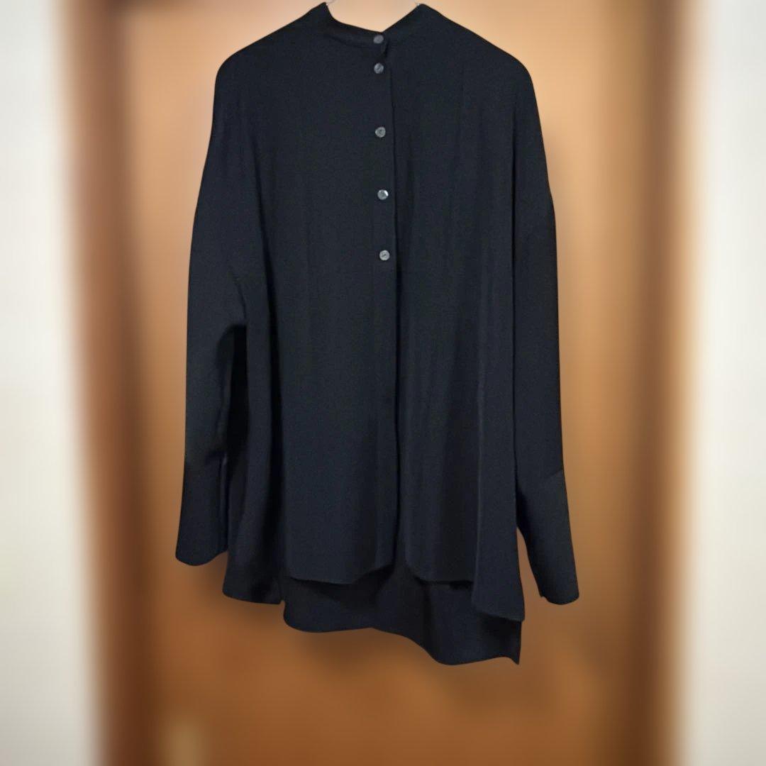 エンフォルド　ポリエステルノーカラーブラウス　黒