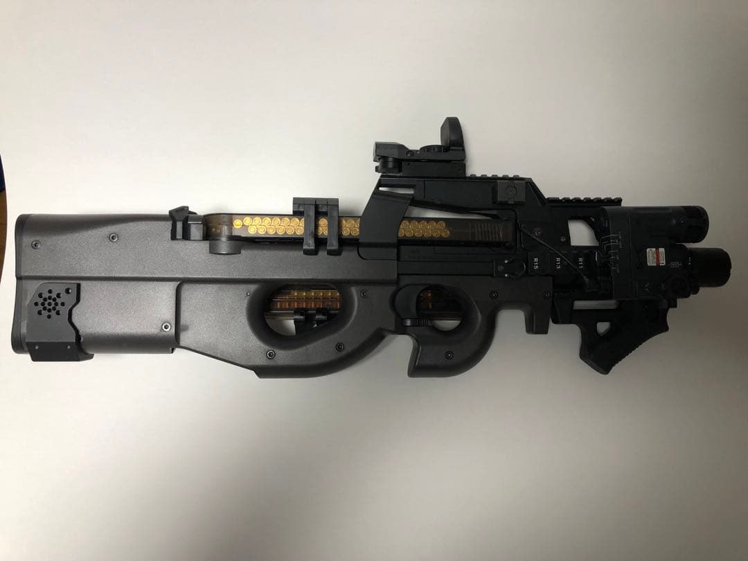 東京マルイ スタンダード電動ガン P90 カスタム品