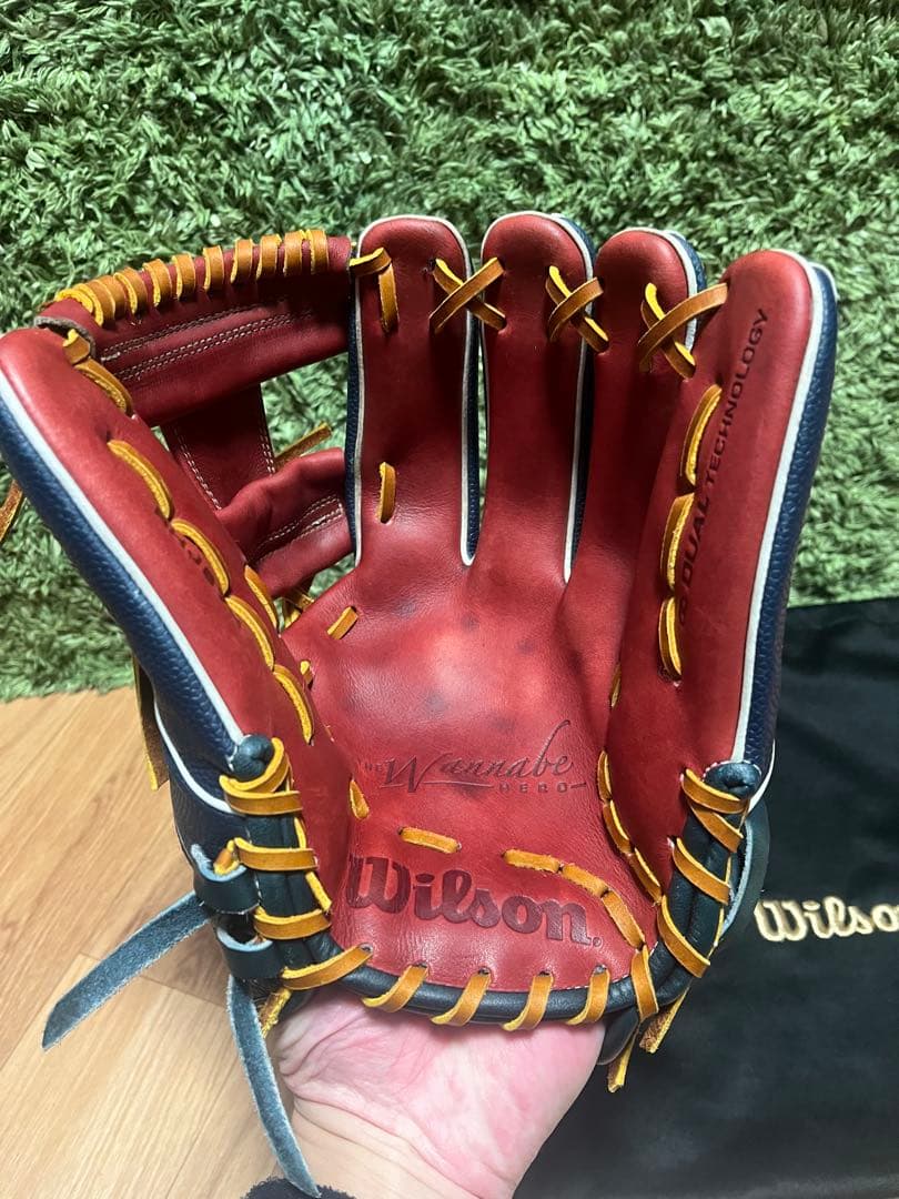 ウィルソン ワナビーヒーローデュアル 軟式内野手用87型 ネイビーSS×レッド