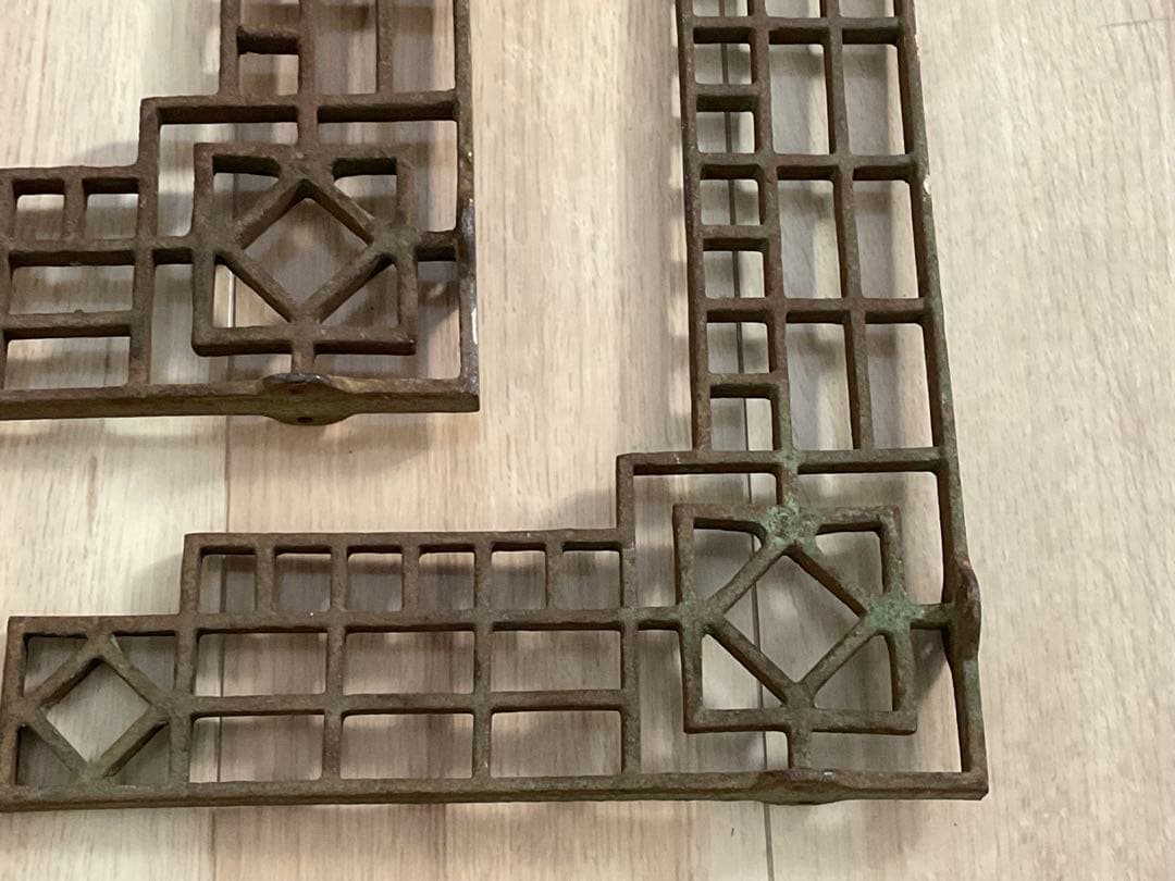 ヴィンテージ　アングル　L字型棚受け　アイアンブラケット　古鉄　古道具