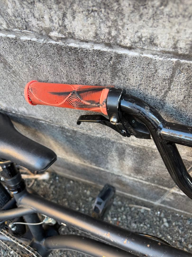 土日祝直接引き取りのみ　ARES BIKES STN BMX バイク