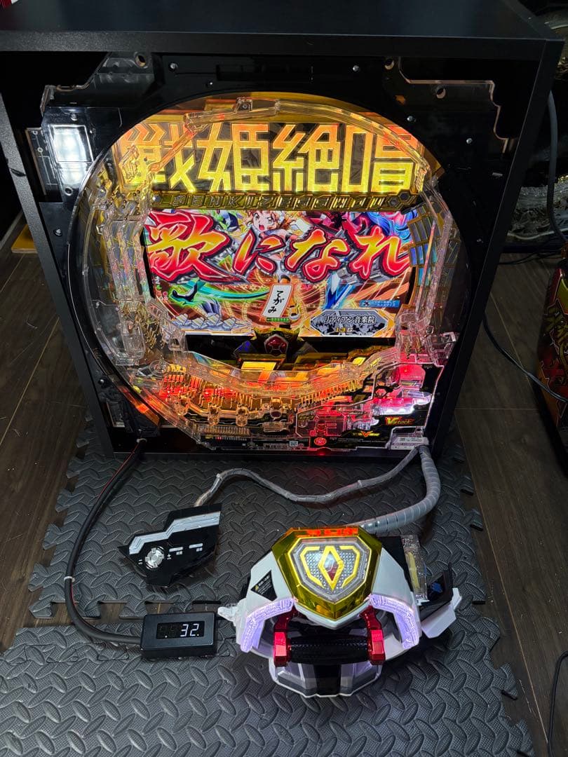 【超希少】P戦姫絶唱シンフォギア３黄金絶唱 卓上 ボックス 【送料込み】