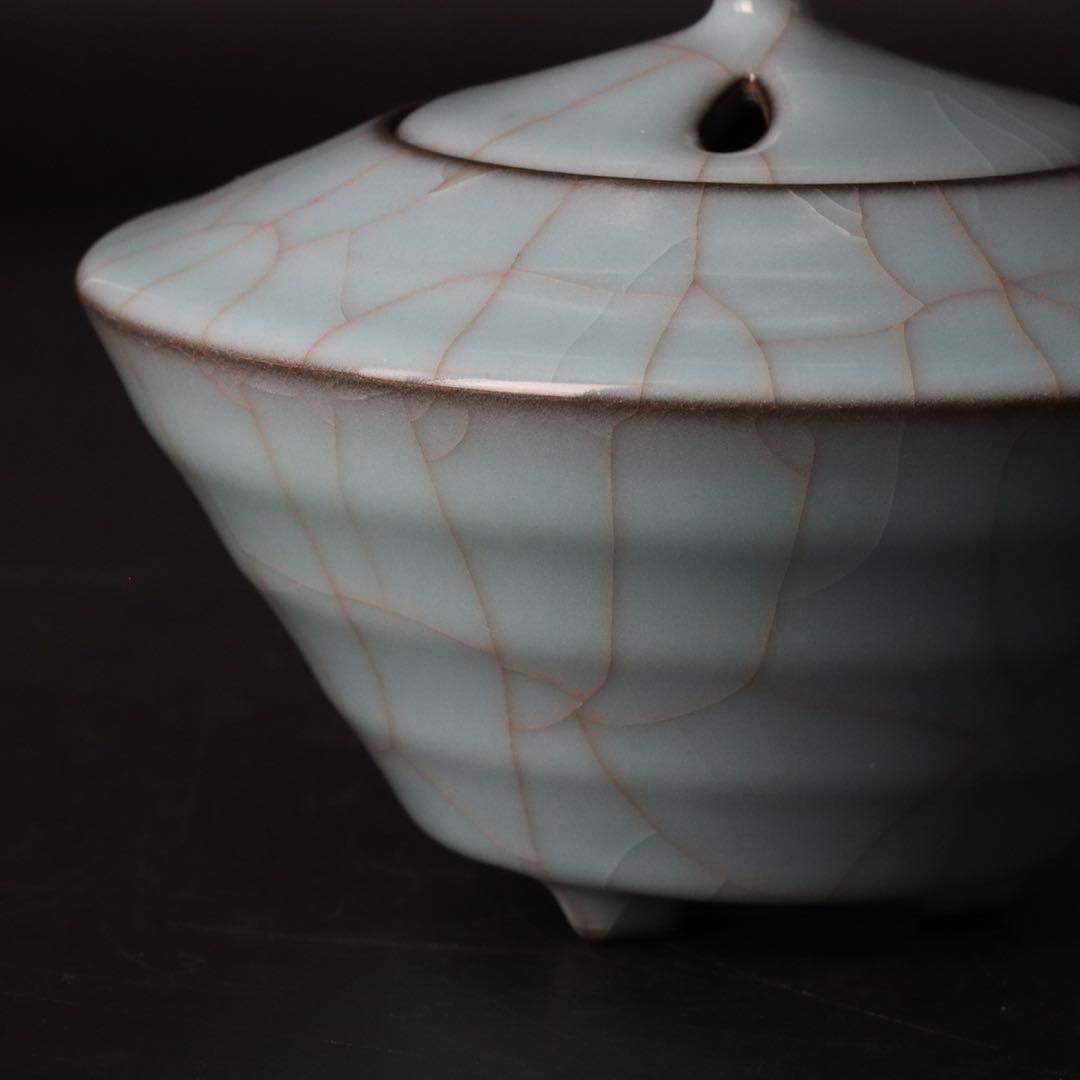 人気作家 峯岸勢晃 月白青瓷 線段香炉 共箱 共布 陶歴付