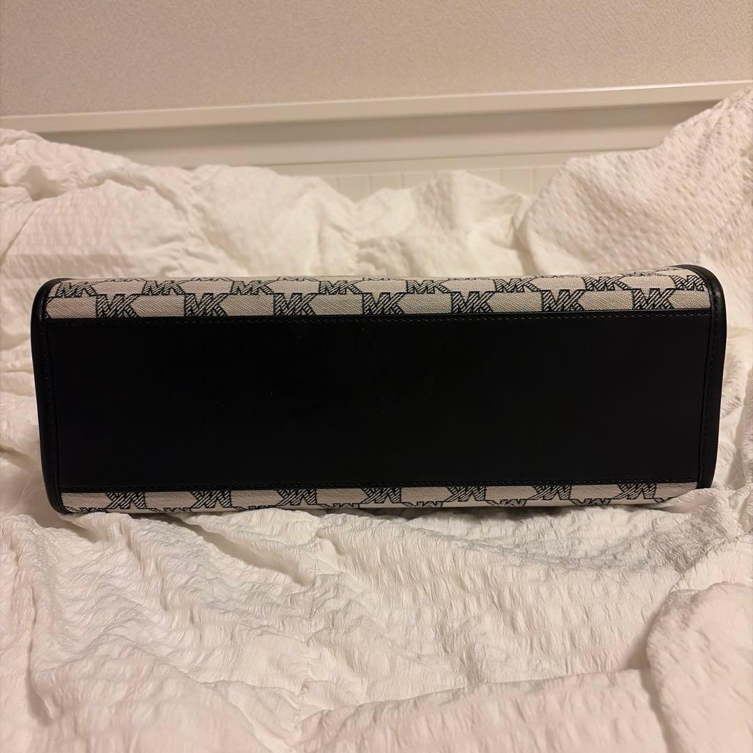 マイケルマイケルコースバッグ