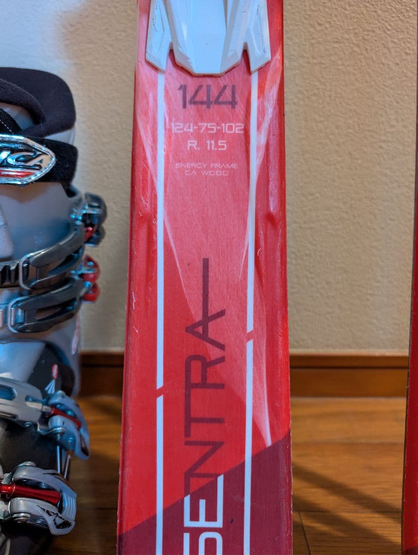 Nordica スキーセット　スキー板144センチ　ブーツ25.0センチ・ポール