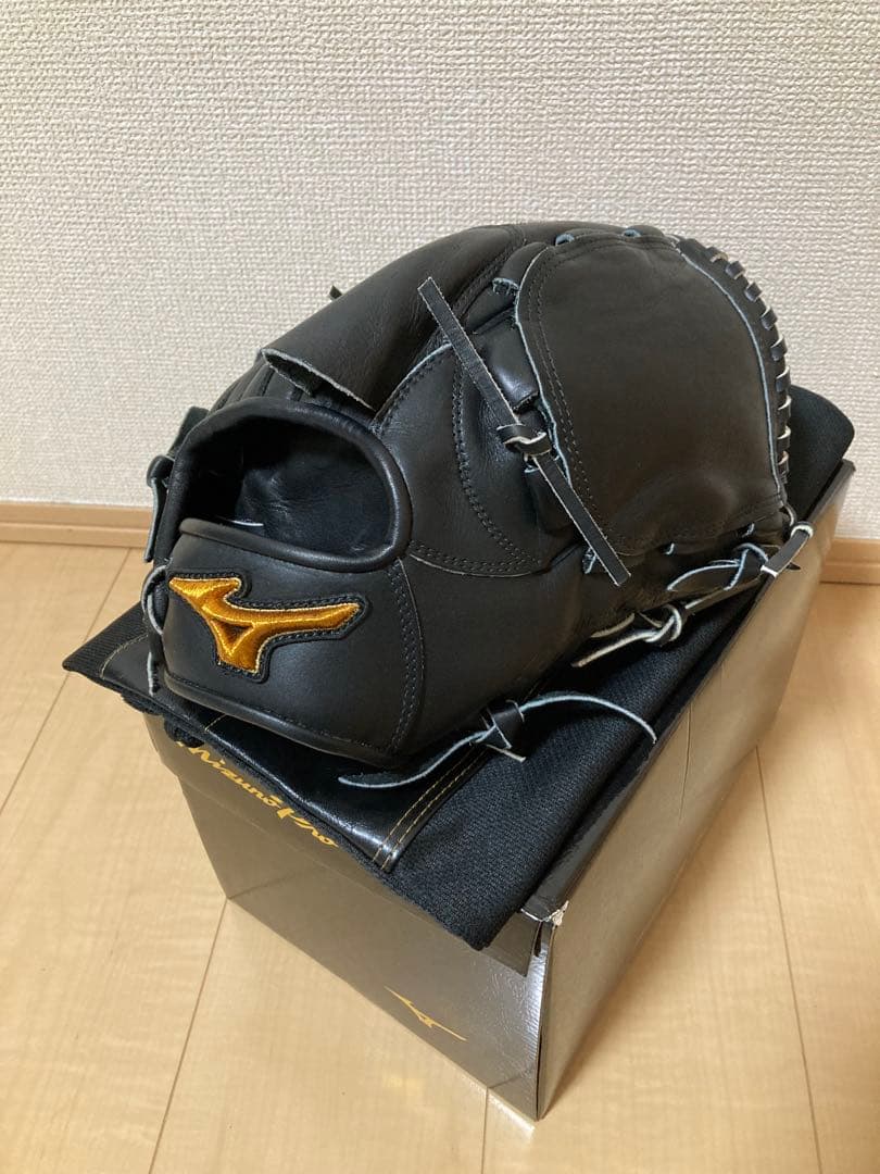 あ　ミズノプロ 軟式投手用オーダーグローブ 黒