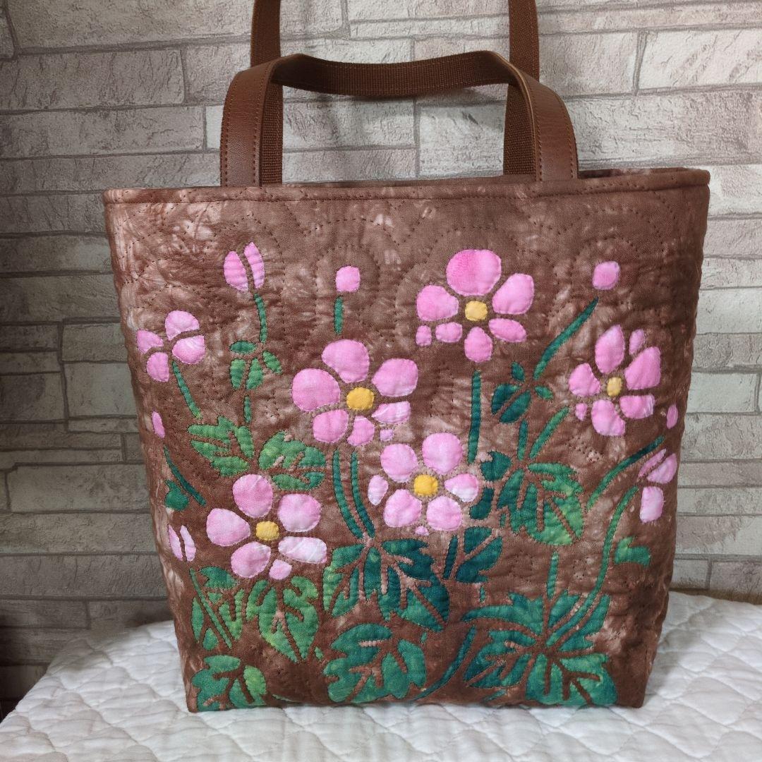 シュウメイギクのハワイアンキルトバッグ　ハンドメイド