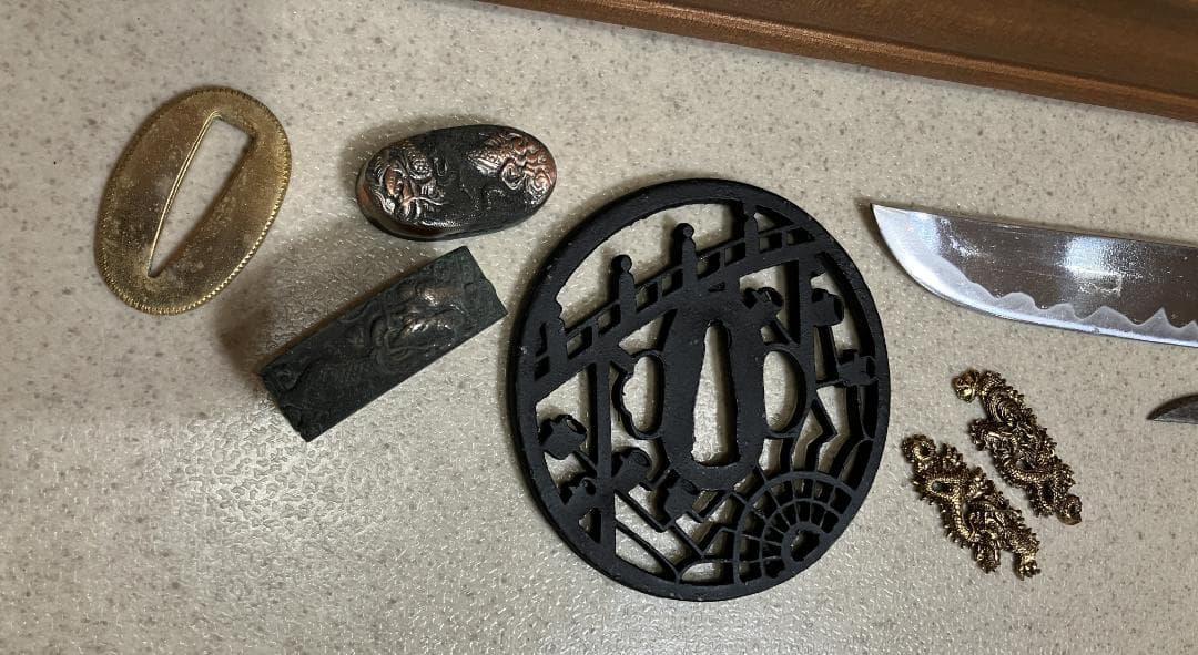 レプリカ　刀剣額　鍔　模造刀