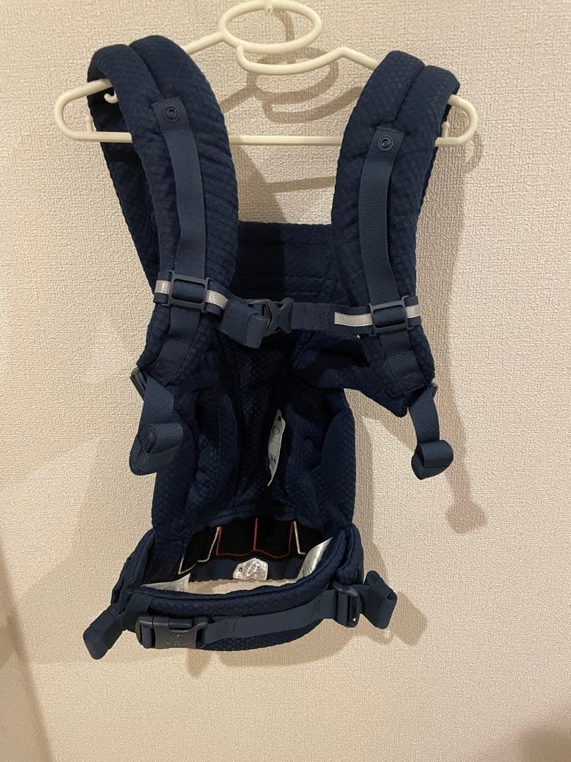 【美品】ergobaby OMNI Breeze 抱っこ紐 ミッドナイトブルー