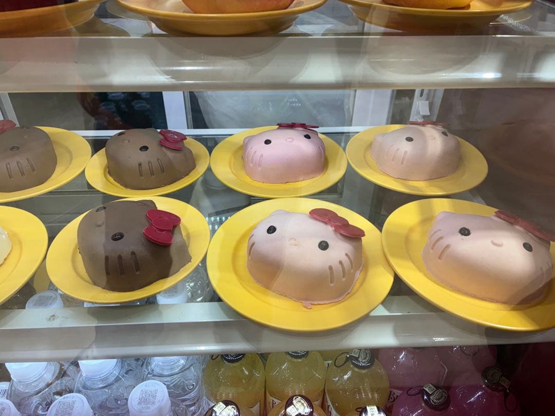 新作 正規品 ボンボンドロップシール サンリオ コンプリート8点 ➕バッグ付