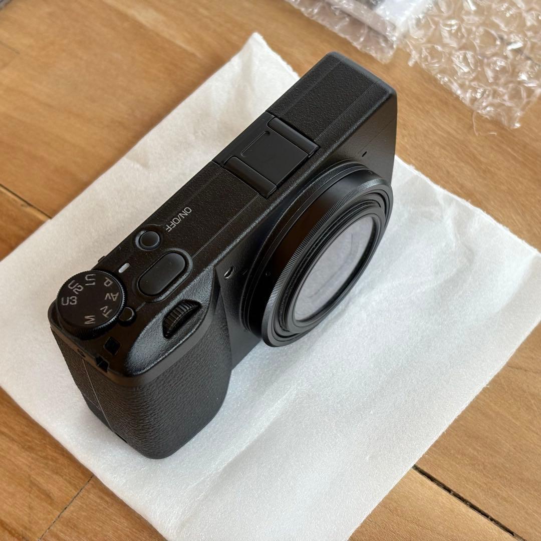 【極美品】 RICOH GRIIIx 【2025年11月分　付属品多数】