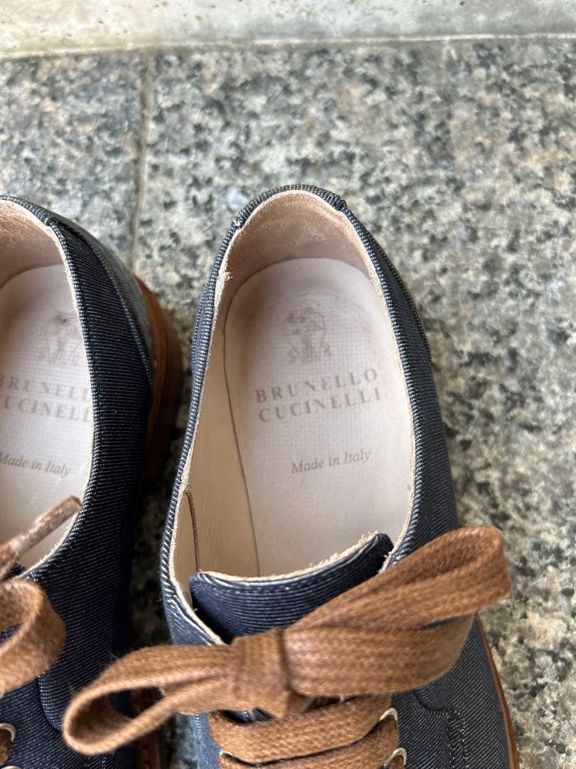 ブルネロクチネリ　レースアップシューズ