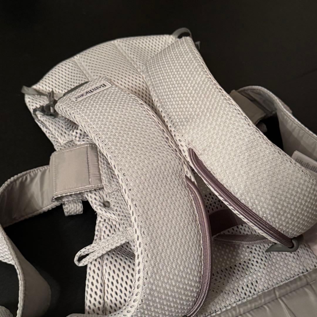 【ベビービョルン】ワンカイエアー 抱っこ紐 ONE KAI Air シルバー