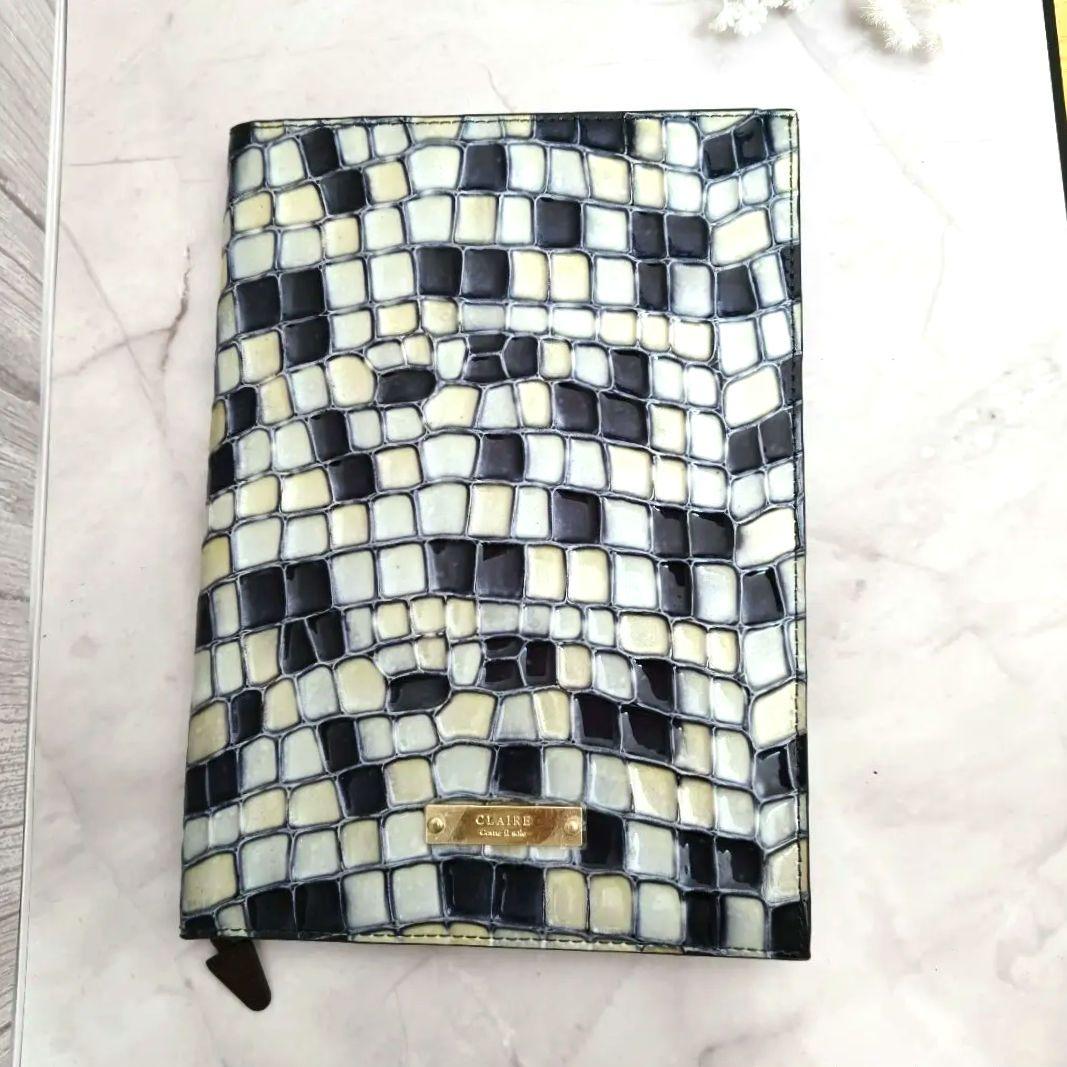 未使用品　クレア ステンドグラスイタリアンレザー　手帳カバー　アタオ