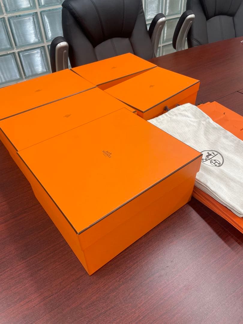 HERMES　エルメス　空箱　バーキン25一個，他空箱四つ巾着袋六つ手提げ袋多数
