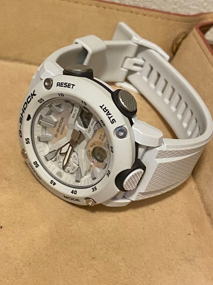 【 電池新品　美品 】GA-2000S-7AJFカーボンコアガード