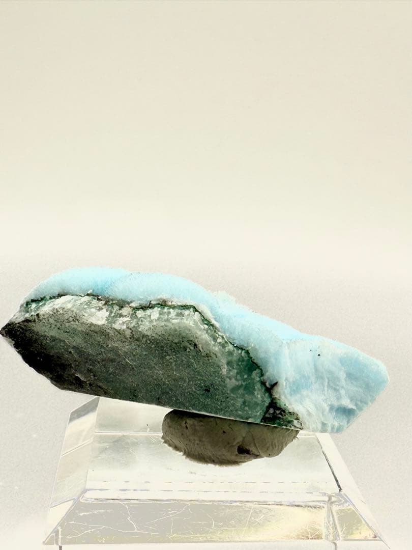 ブルーアラゴナイト　霞石　原石　鉱物　標本　天然石　石