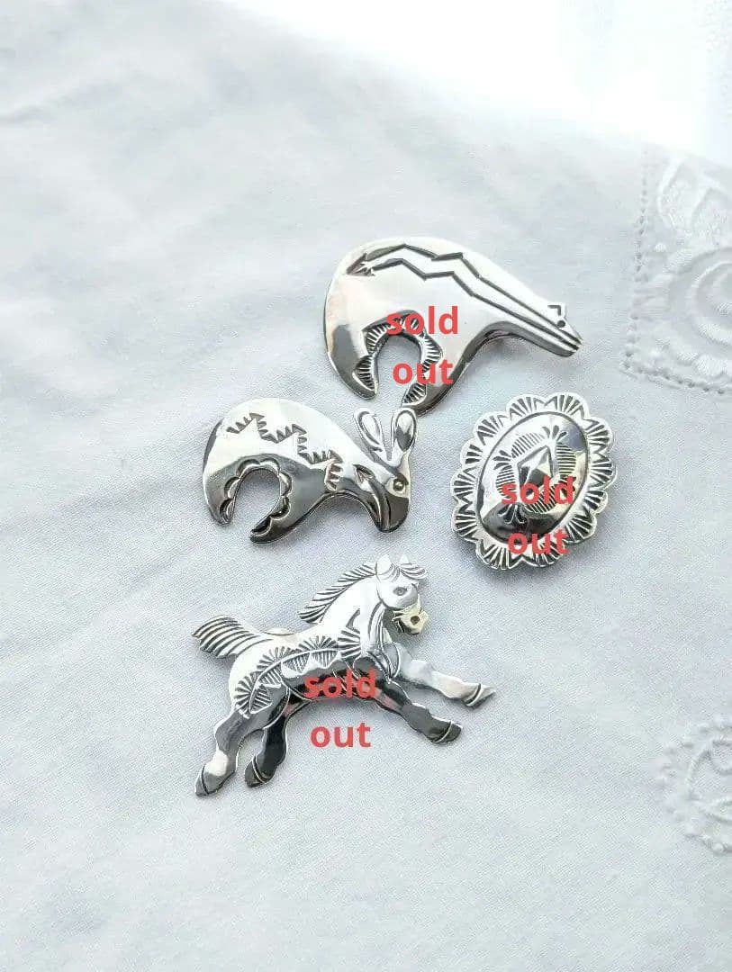 【Navajo】インディアンジュエリーブローチ/AM刻印うさぎモチーフ