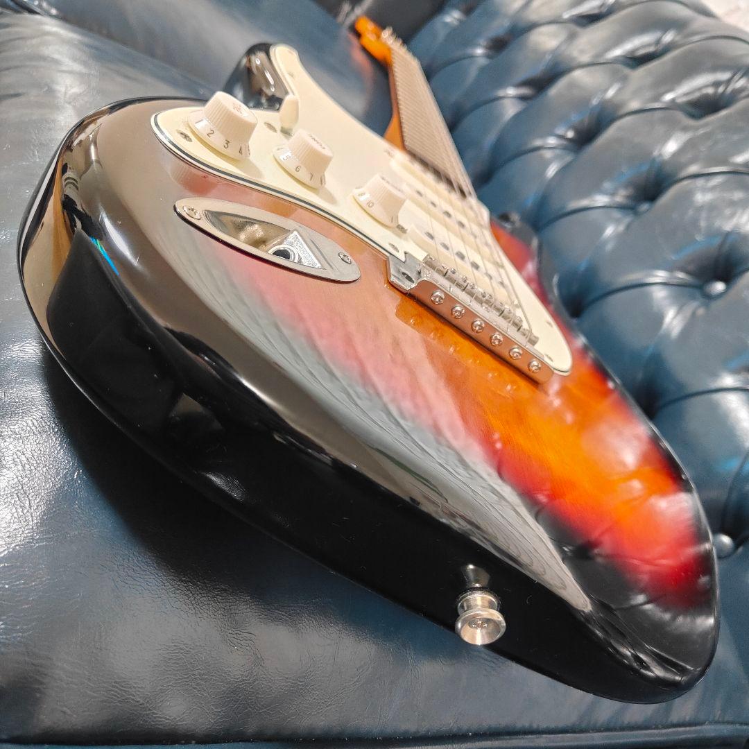 ギター Squier by Fender Classic Vibe '60s Left