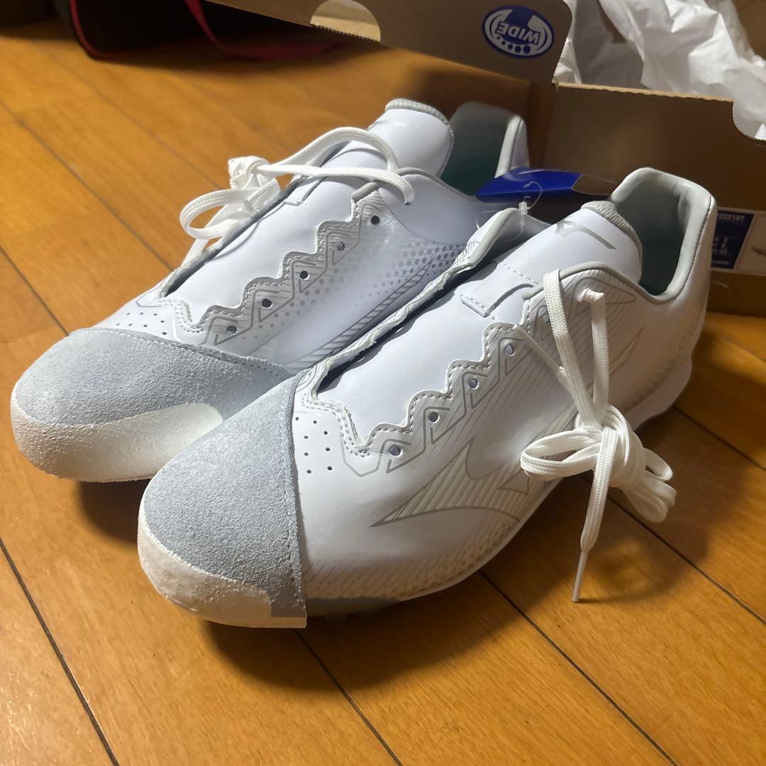 ミズノ 野球 白ポイントスパイク 27.0cm 両足Pカバー付