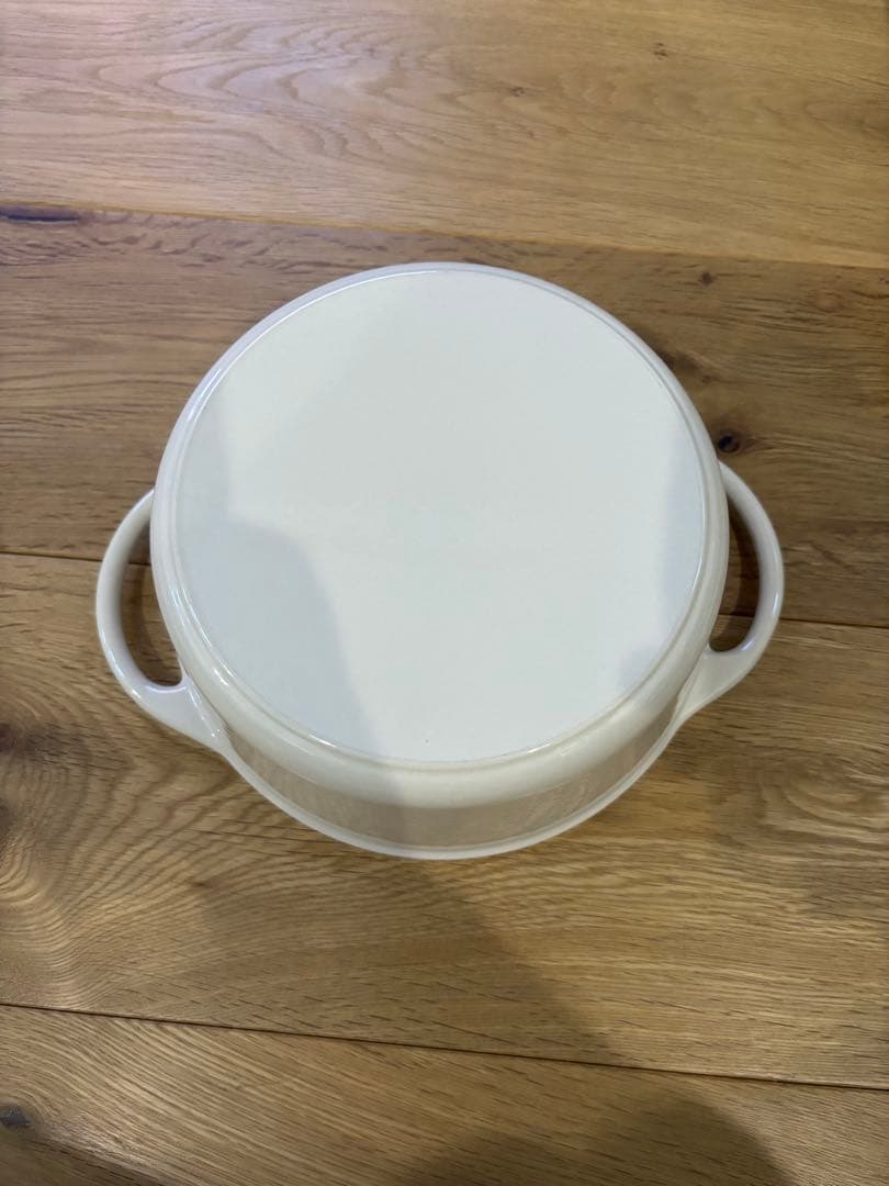 バーミキュラ　無水鍋　 オーブンポットラウンド　18cm 料理本付き