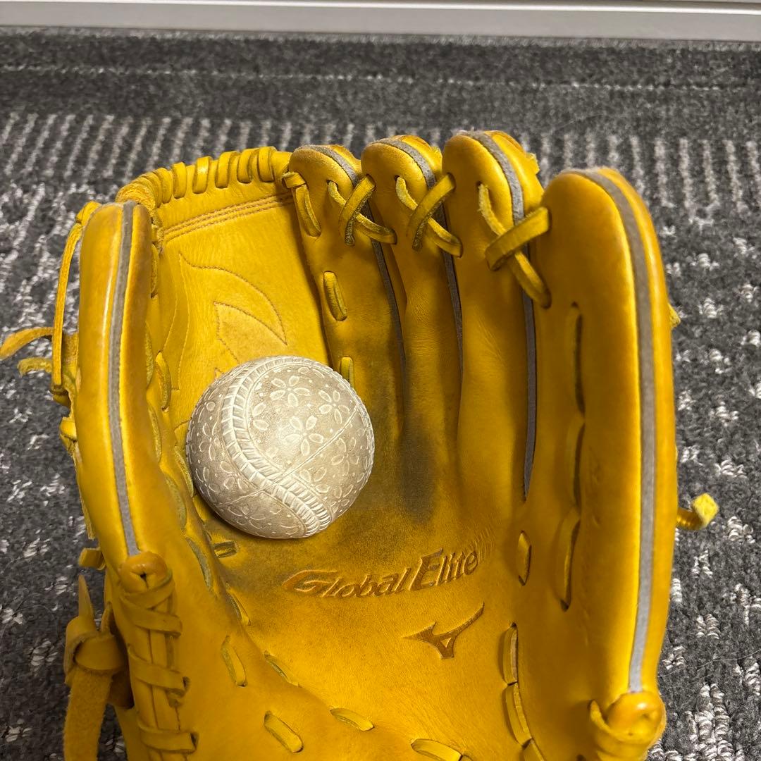 ミズノ　グローバルエリート　投手用グローブ