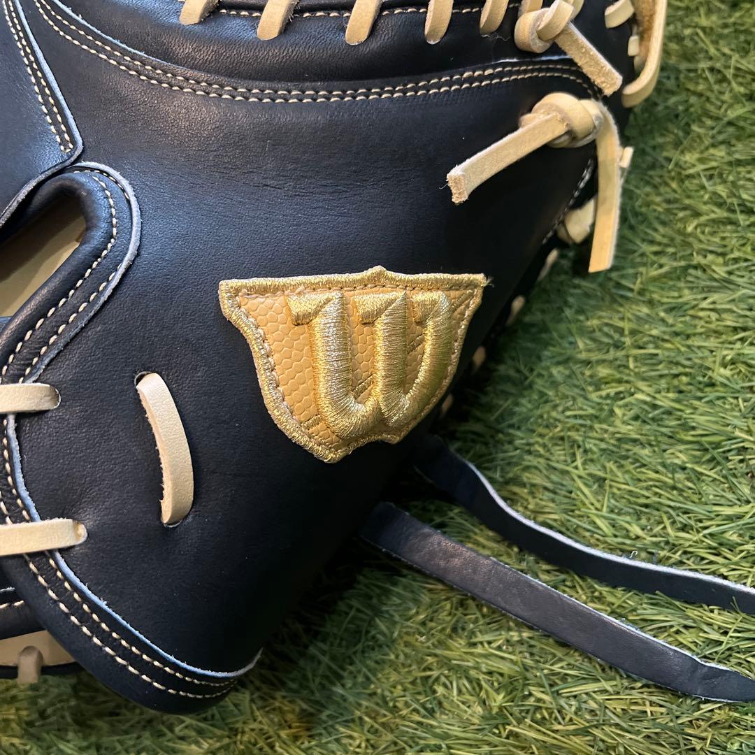 ウイルソン 限定カラーWブラック　硬式用 キャッチャーミット CM33型 右投用