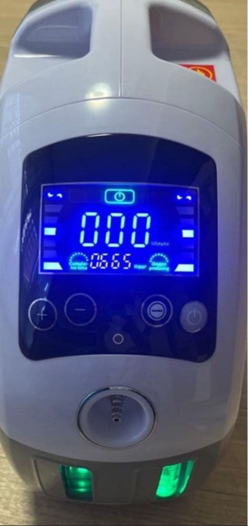 酸素発生器 MAF mini1.5 リモコン付 ペット用濃縮器 ディスプレイ付き