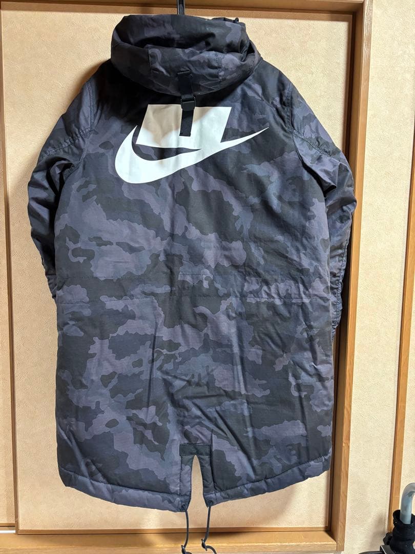 迷彩柄 NSW モッズコート　ナイキ　カモフラ　シンセティック　フィルパーカー