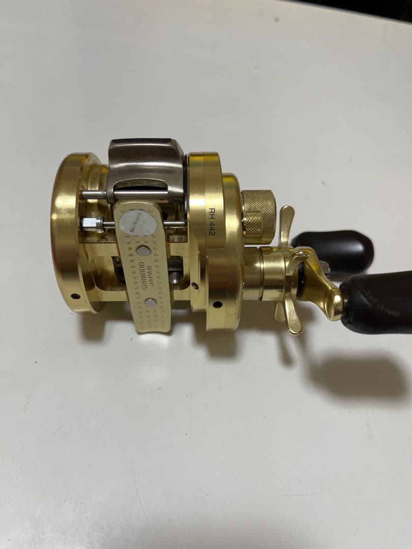 シマノ　カルカッタコンクエスト　100