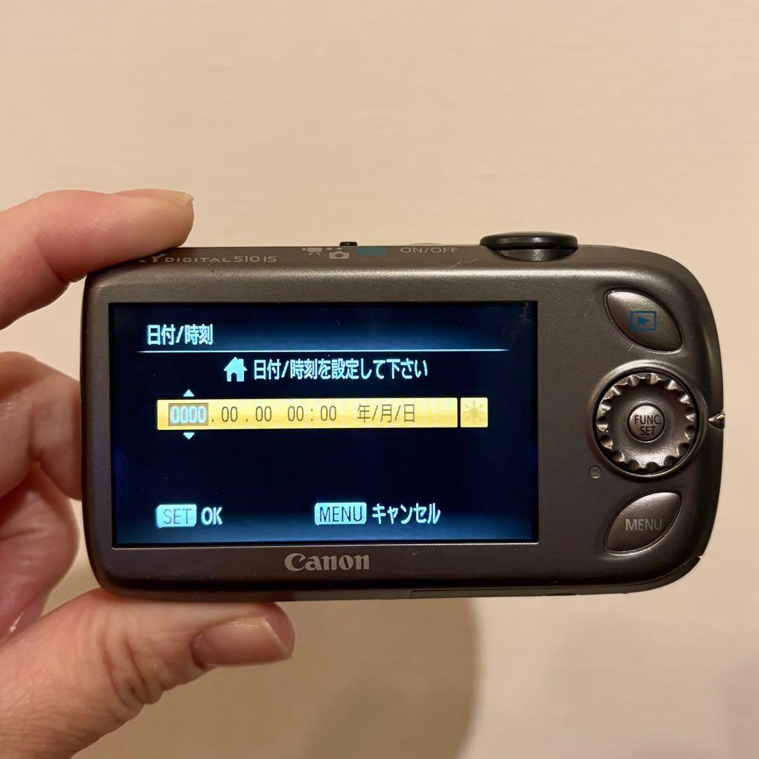 デジタルカメラ キャノン Canon IXY 510IS シルバー コンデジ美品
