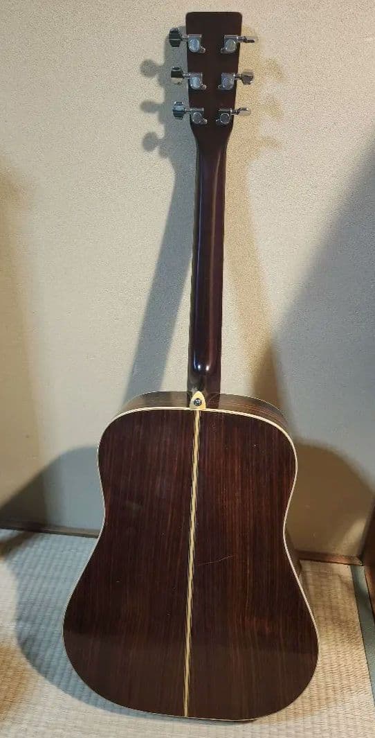 #アコースティックギター ☆ すぐに弾けます。