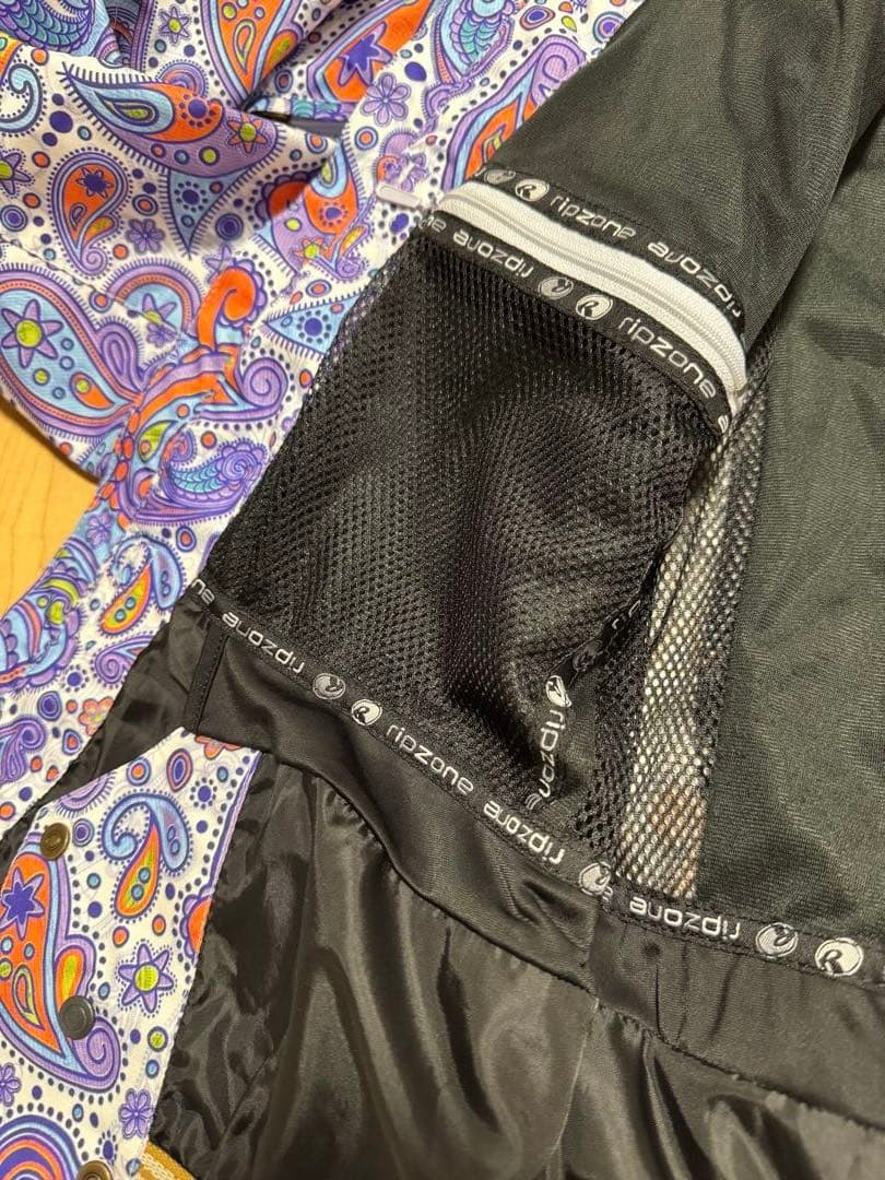 【美品】上RIPZONE Ｓ/下ミストラル　Ｍ スノーボードウェアセット
