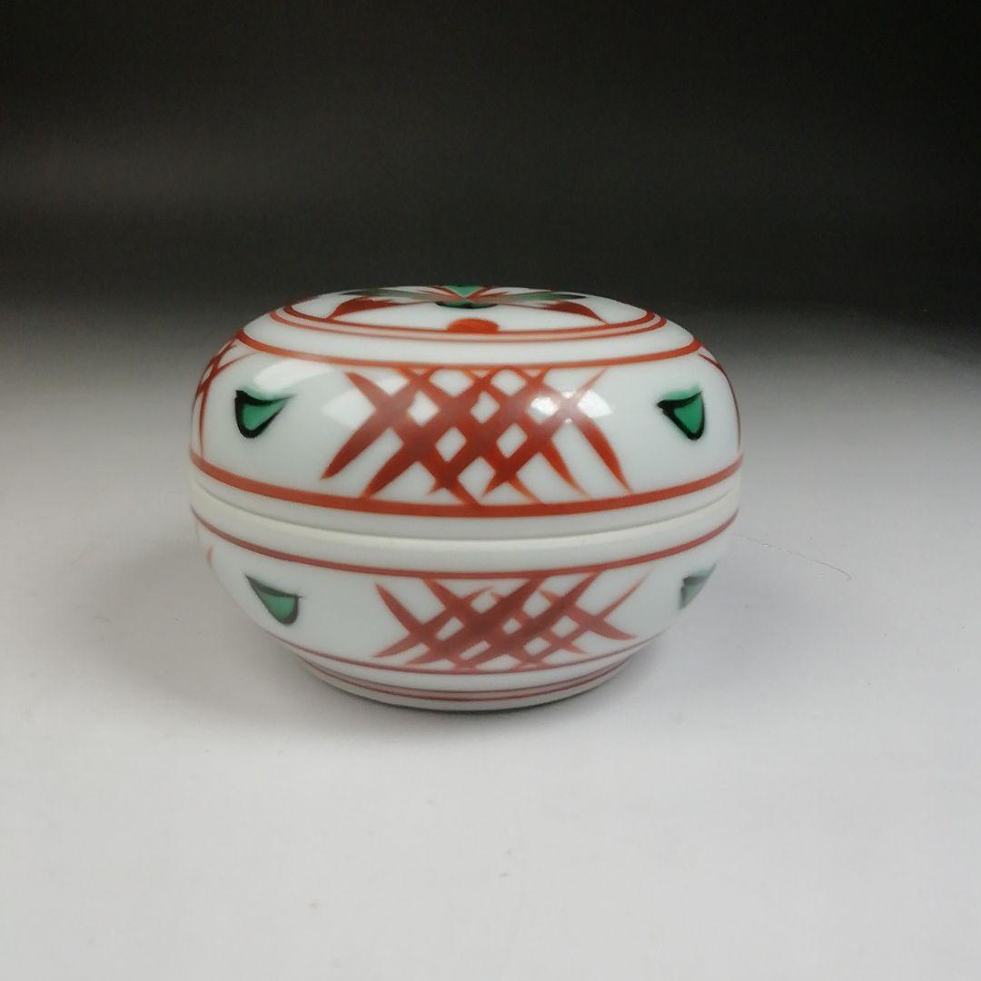 Ｗ１１　香合　『赤絵　香合』『松斎 造』　共箱　茶道具