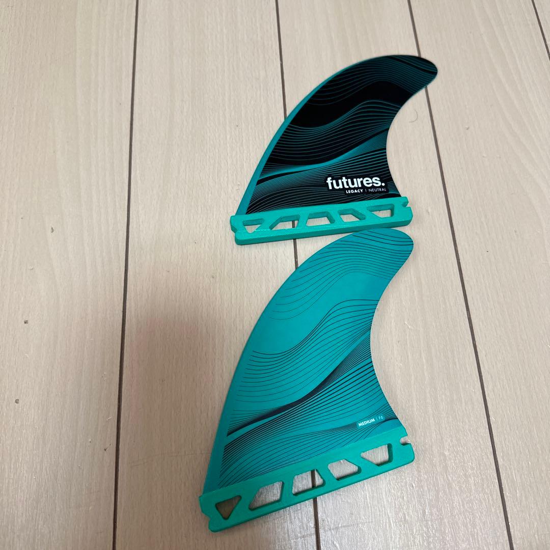 フィーチャーフィン　クアッド　 legacy Mサイズ